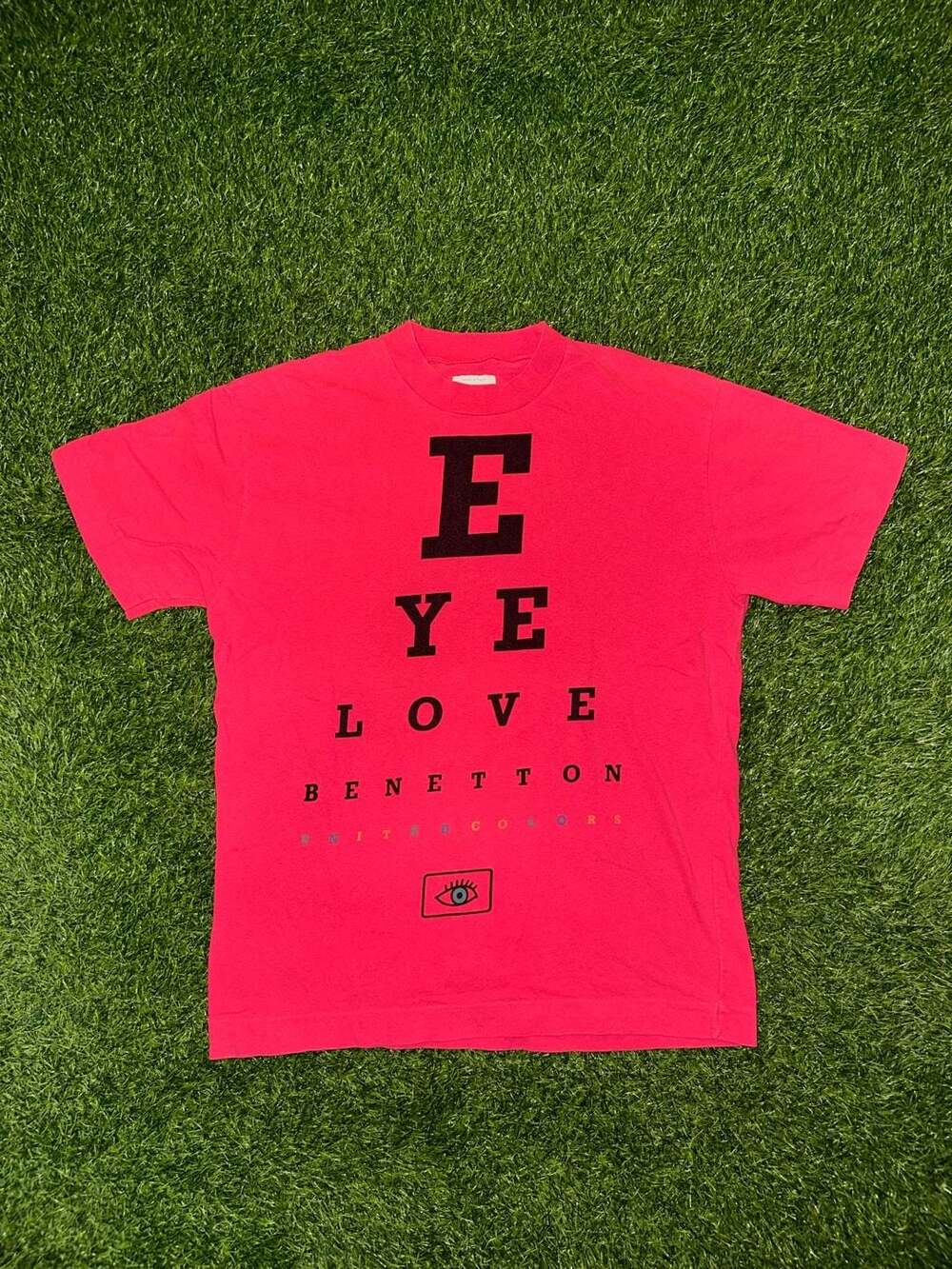 United Colors Of Benetton Eye Chart T-Shirt Size M Pink Vintage